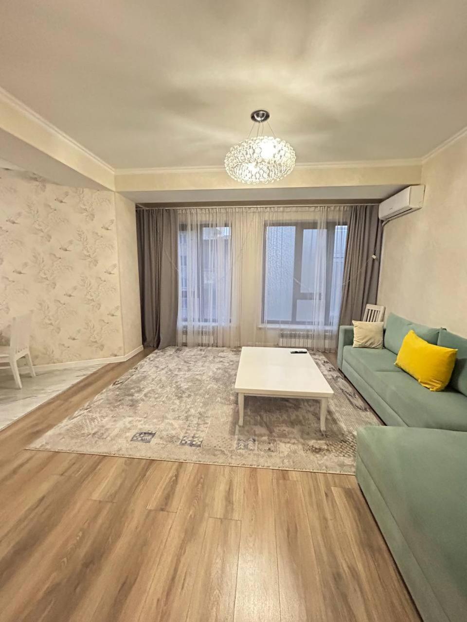 Apartament Ecohouse Biszkek Zewnętrze zdjęcie